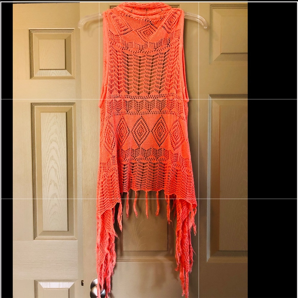 Fringe vest. - Picture 3 of 3